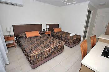 Swag Motel Middlemount Экстерьер фото