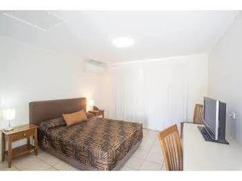 Swag Motel Middlemount Экстерьер фото